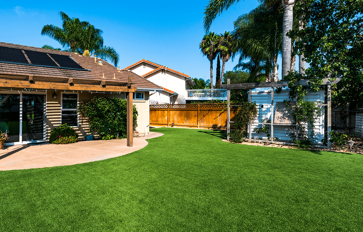 Artificial Grass for Patios, Rooftops, and Decks-min